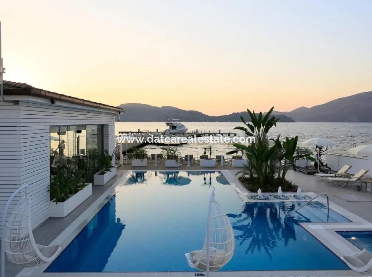 Marmaris,Den 40 Km Uzaklıkta Denize Sıfır Satılık Butik Otel İskelesi Mevcut