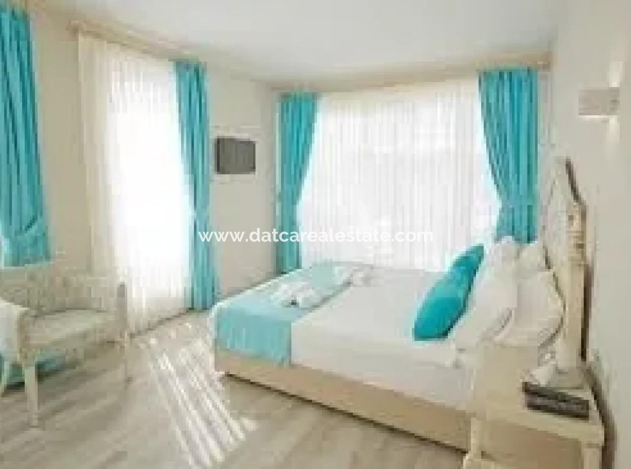 Marmaris,Den 40 Km Uzaklıkta Denize Sıfır Satılık Butik Otel İskelesi Mevcut