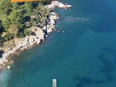 Marmaris İlçesi Turunç Mahallesi Deniz Kenarı 2354M2 Satılık Arsa