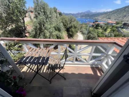 Marmaris İlçesi Selimiye Mahallesinde Muhteşem Deniz Manzaralı Yüzme Havuzlu 3 Oda 1 Salon 140M2 2 Adet Satılık Villa