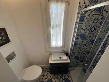Marmaris İlçesi Selimiye Mahallesinde Muhteşem Deniz Manzaralı Yüzme Havuzlu 3 Oda 1 Salon 140M2 2 Adet Satılık Villa