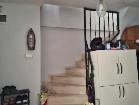 Armutalan Mahallesi Satılık 3÷1 Müstakil Tripleks Ev