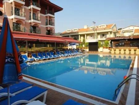 Marmaris Armutalan Mevkiinde 60 Oda Satılık Otel