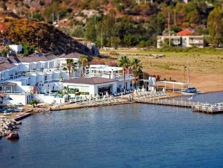 Marmaris,Den 40 Km Uzaklıkta Denize Sıfır Satılık Butik Otel İskelesi Mevcut